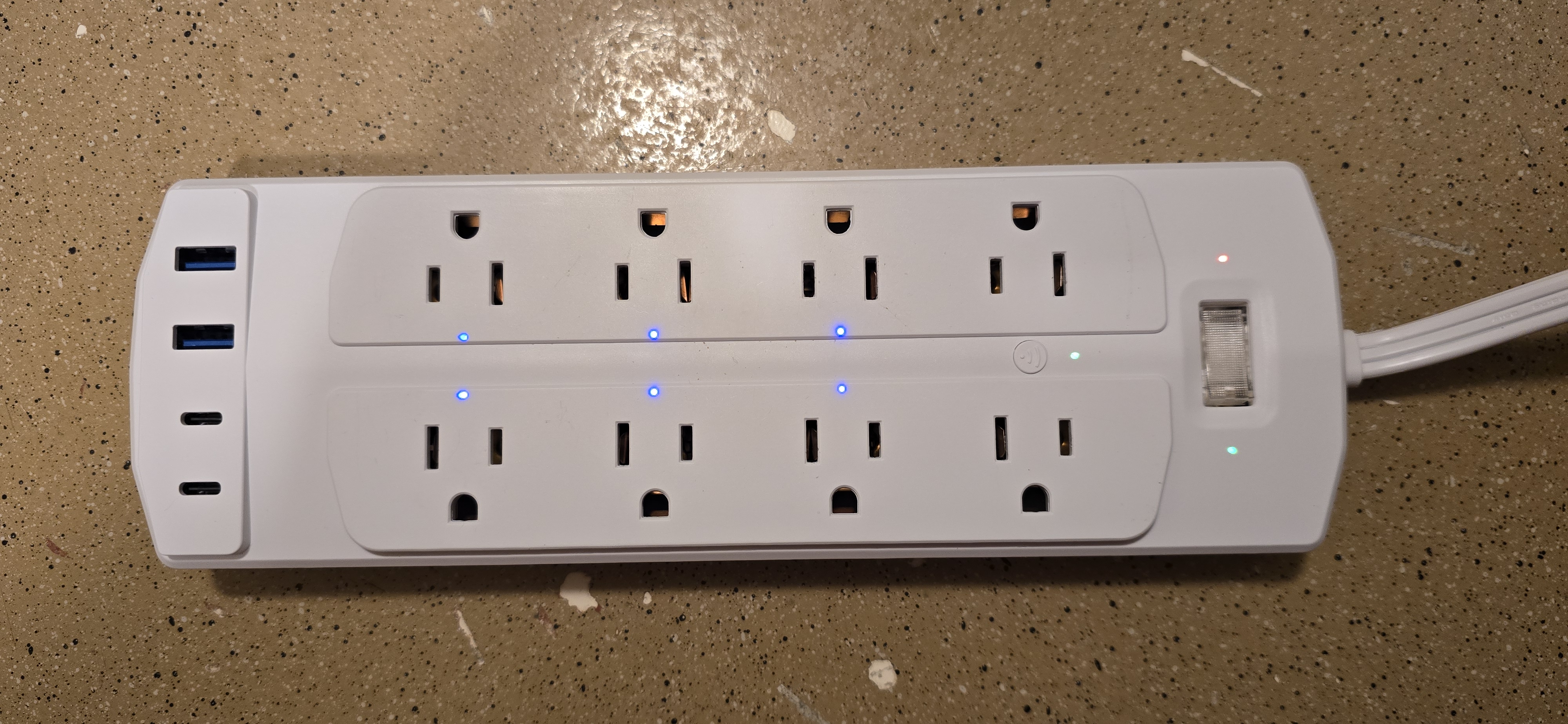 Yozisital Surge Protector with Six Smart Outlets